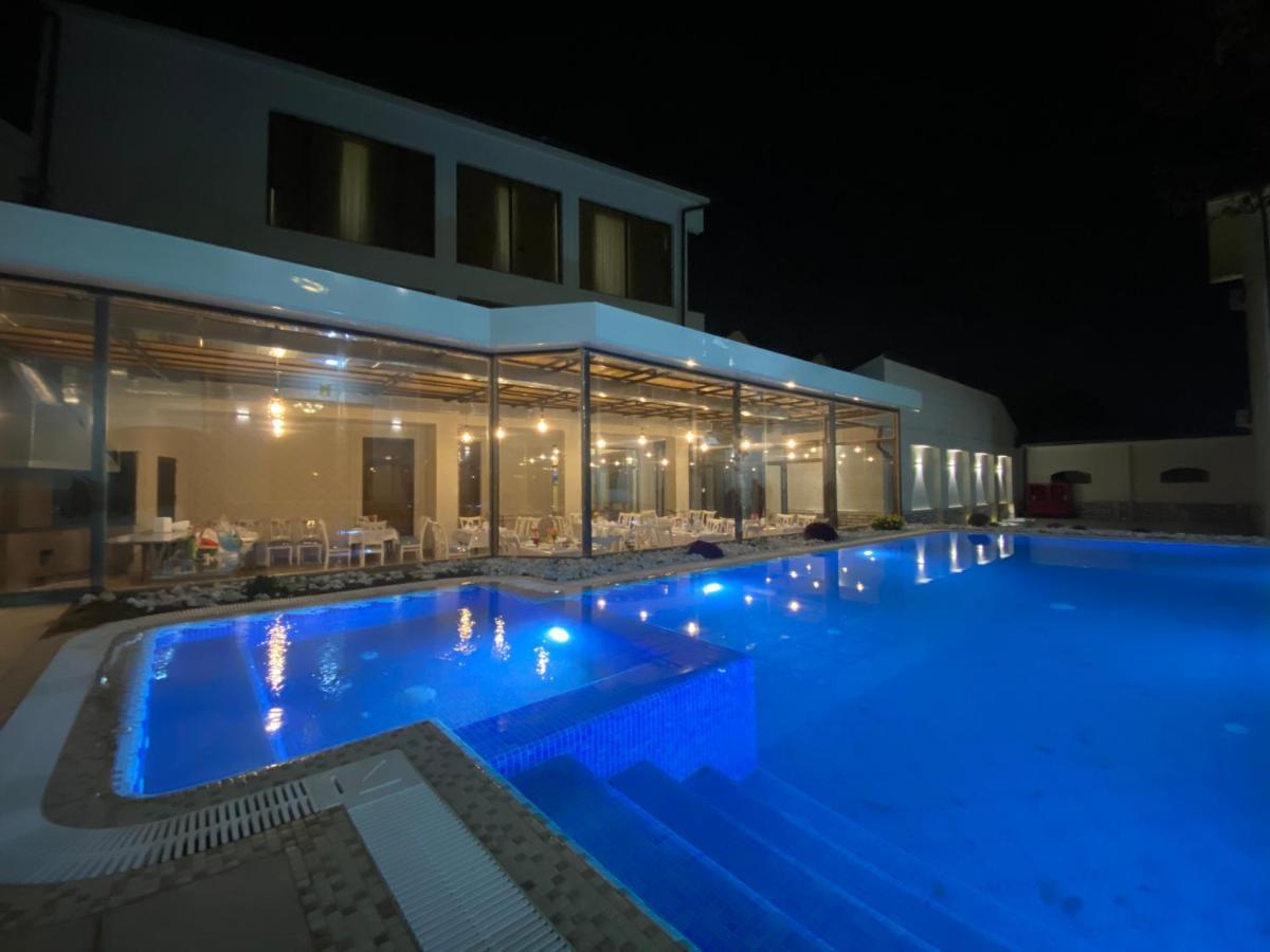 Grand Karavan Taschkent Exterior foto