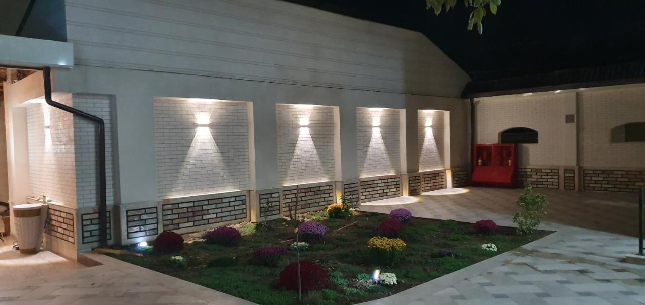 Grand Karavan Taschkent Exterior foto